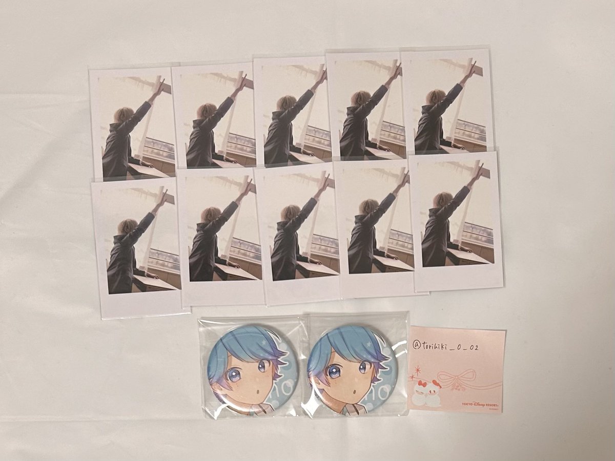 torihiki_O_O2's tweet photo. @nya16_imu 🩵様
こんばんは、お世話になっております。
当方画像のものを所持しております。実写チェキ0.04/枚、缶バ0.05/個＋送料でPayPayにて買い取っていただくことは可能でしょうか？
ご検討いただけますと幸いです。 https://t.co/Ie3hAQjBiE