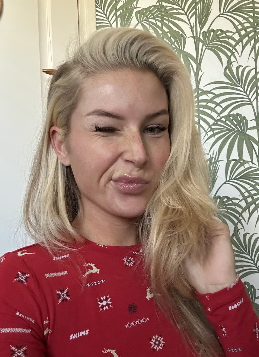 XvrouwAnna tweet media