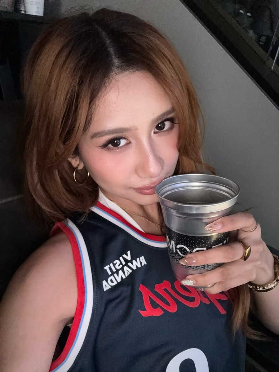 Blanshee 👑 tweet media