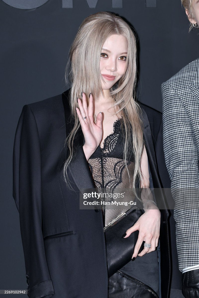 demi. 💫 tweet media