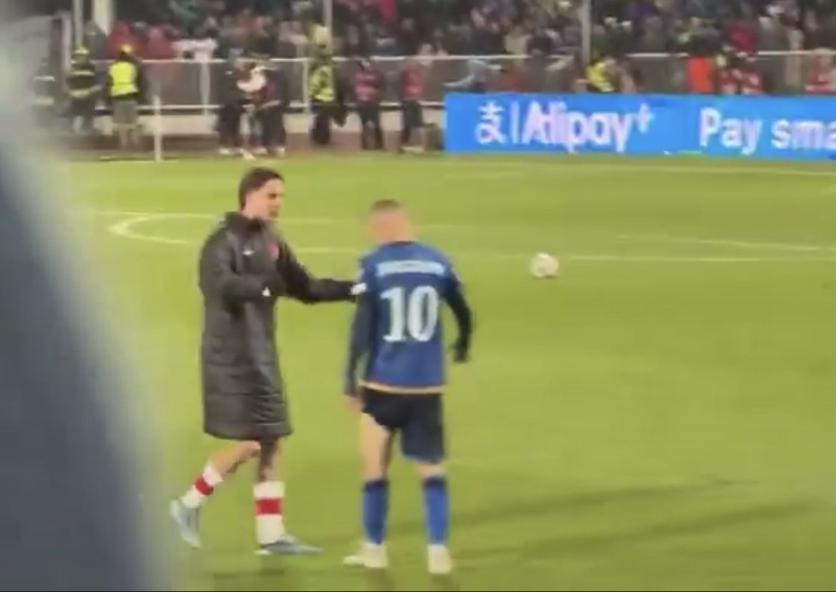 ⭐️Vanda ❤️🤍🖤 tweet media