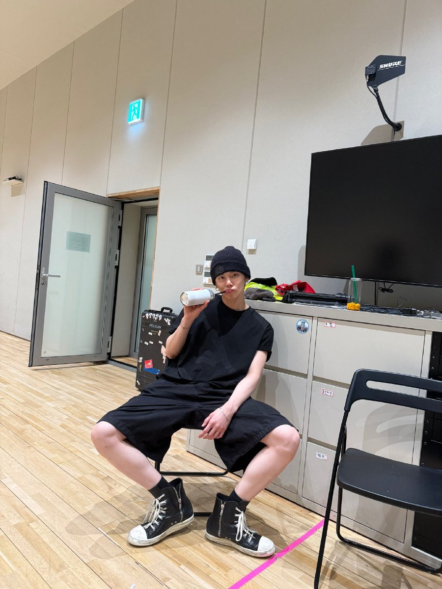 TXT Charts tweet media