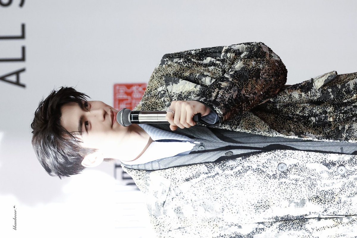 bbambooor's tweet photo. 𝐇𝐚𝐩𝐩𝐲 𝐀𝐩𝐫𝐢𝐥 𝐅𝐨𝐨𝐥𝐬' 𝐃𝐚𝐲!

#张凌赫 #Zhanglinghe #장릉혁 
#AprilFoolsDay #aprilfoolsday2026 https://t.co/4hxEcaRZHM