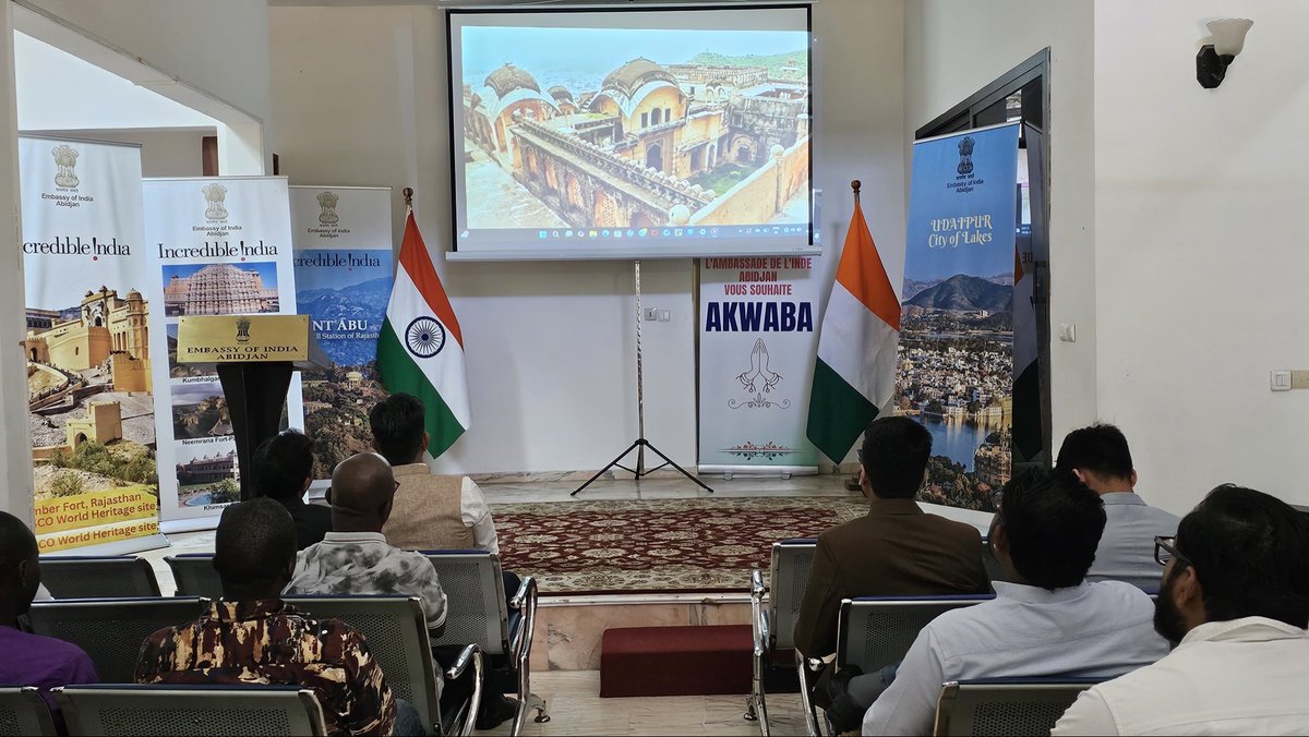 India in Ivory Coast tweet media