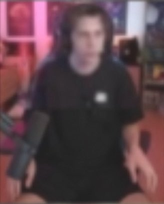 livia 🌸 tweet media