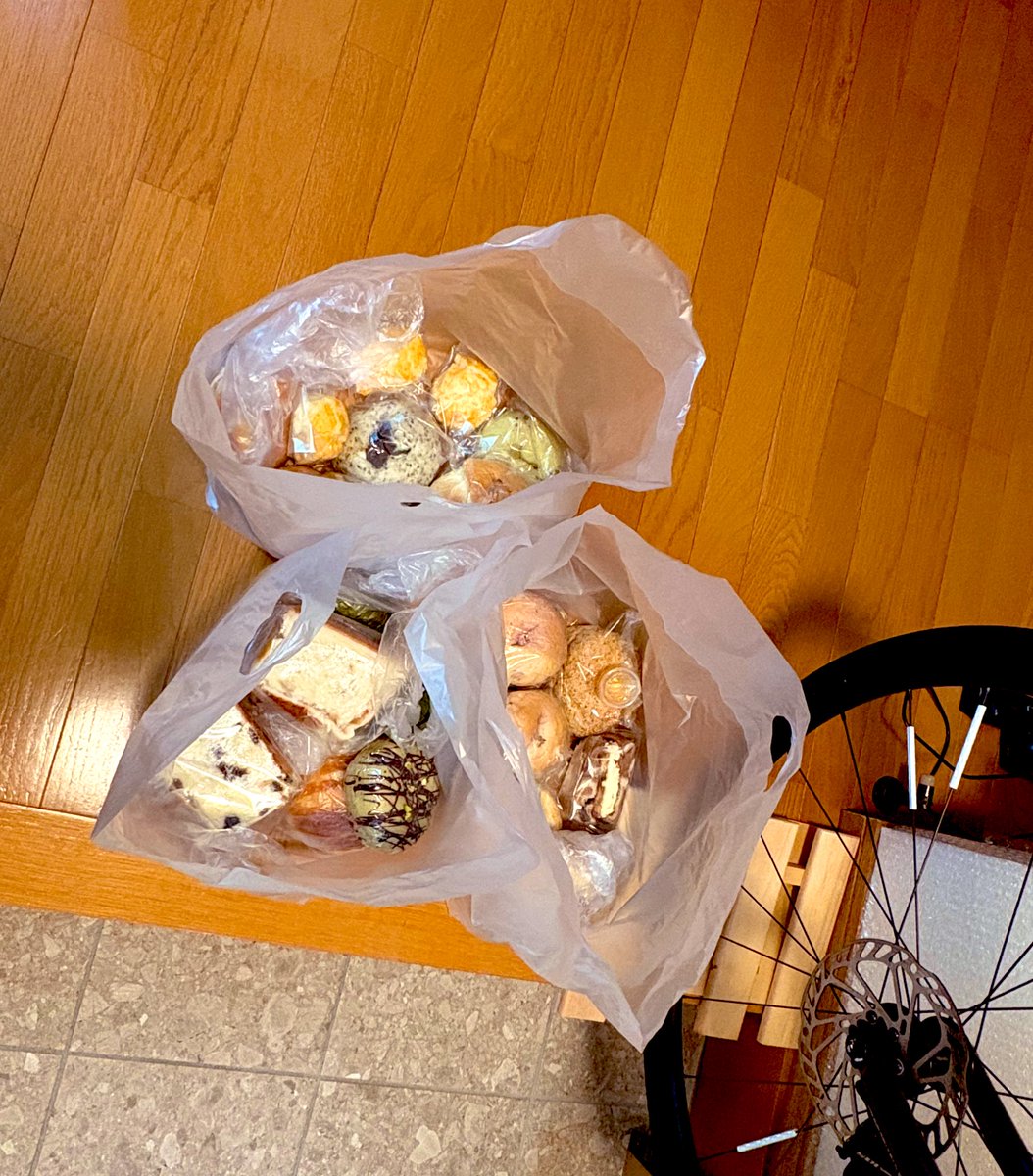 Ryøü🍸🍛 tweet media