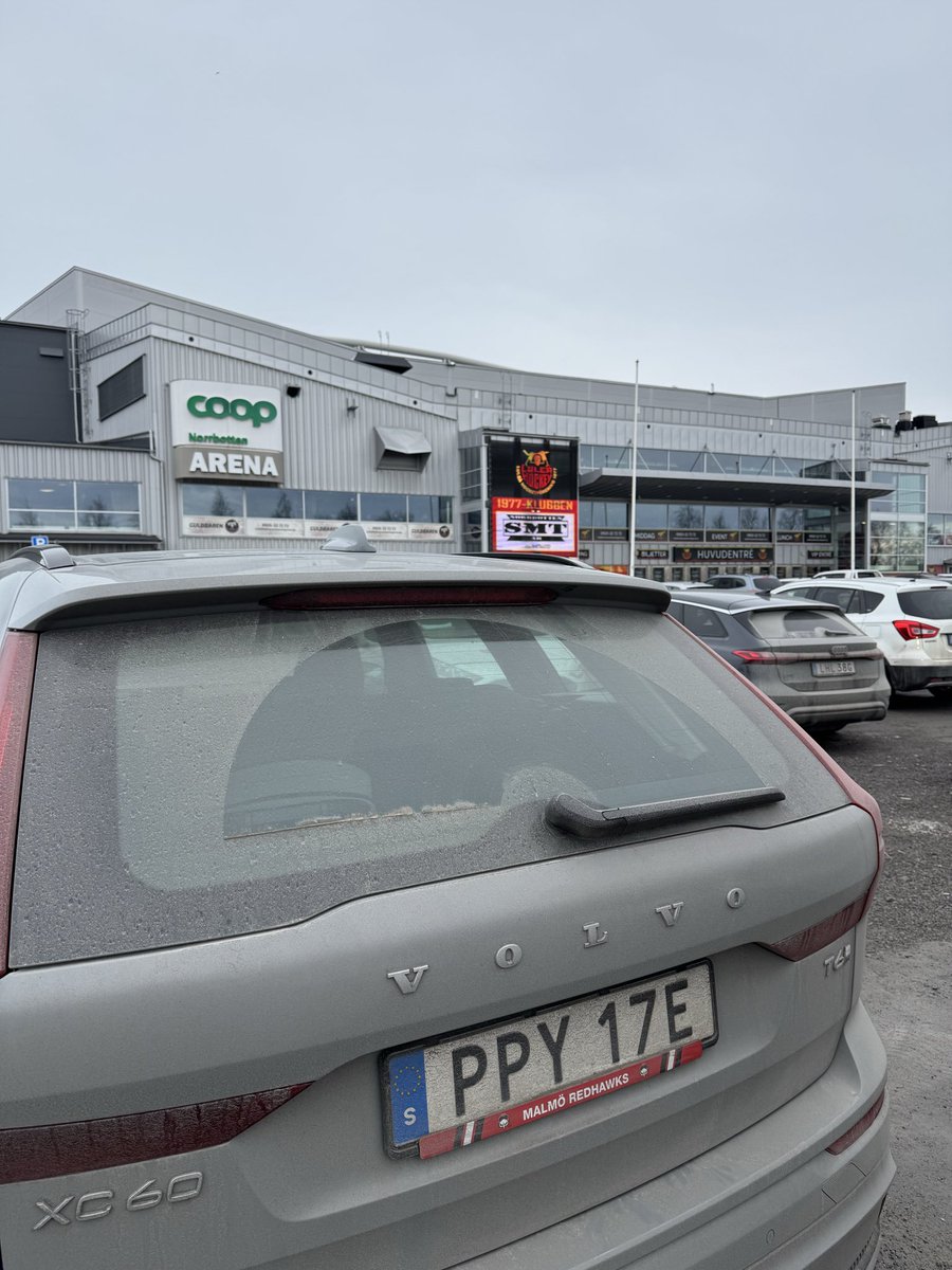 André Frölander tweet media