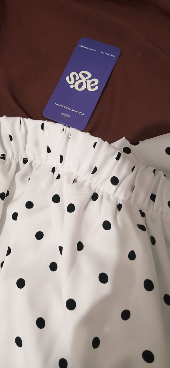 gizzash's tweet photo. Haiii, wargi X!!! 👋🏻
Aku mau lepas Polka Skirt aku, New + tag!! ✨️. belum prnh dipake samsek. AllSize + MAXI. Aku lepas 100k ajaa, deh!! *hrg beli 140K.
Yuuuk, yg minat bolee reply 💌
📍Bandung 
 #murmer #preloved https://t.co/47tRsP0Tif