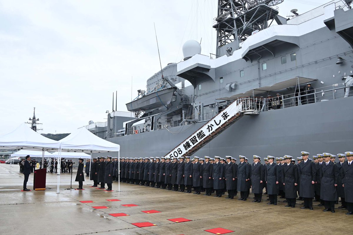 練習艦隊 寄港🚢】 4月1日（水）#実習幹部 を乗せ、#近海練習航海 中