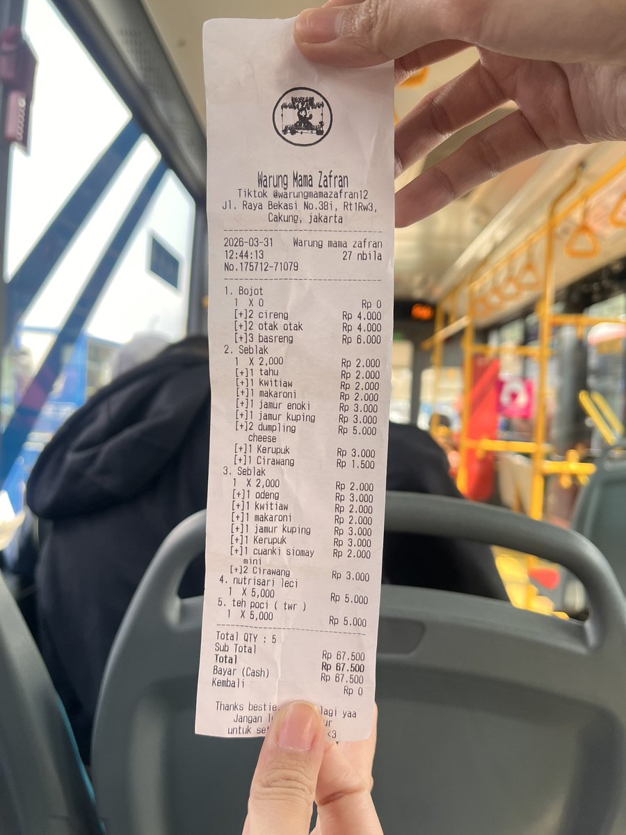 dita 🐇 tweet media