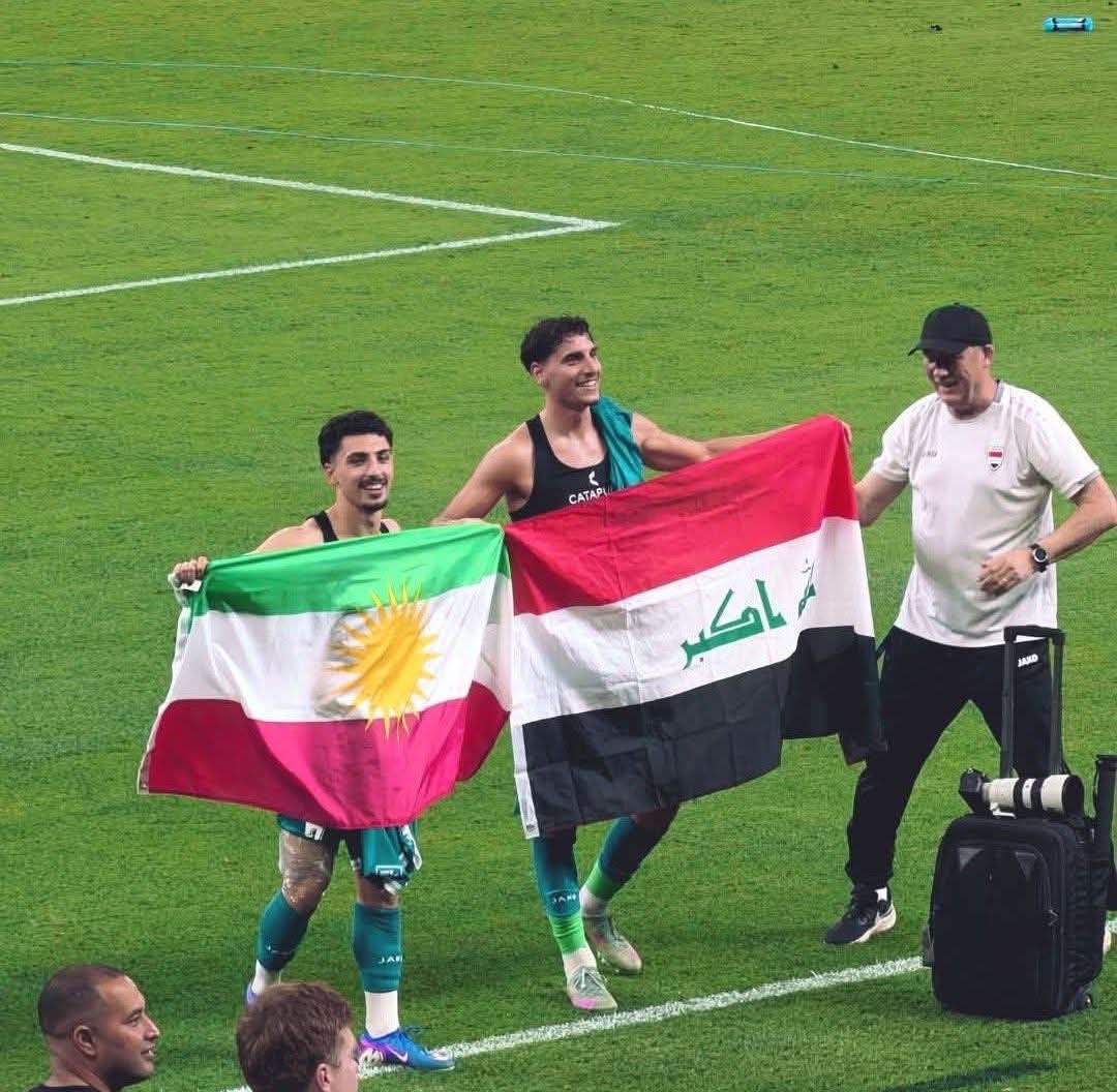 𝑩𝒆𝒘𝒂𝒓 ☀️ tweet media