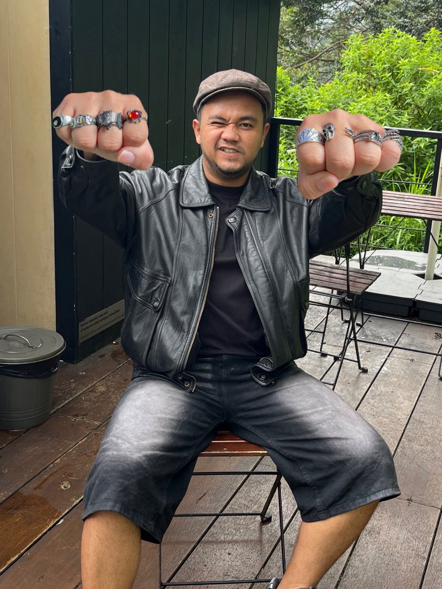 Diki Aprian tweet media