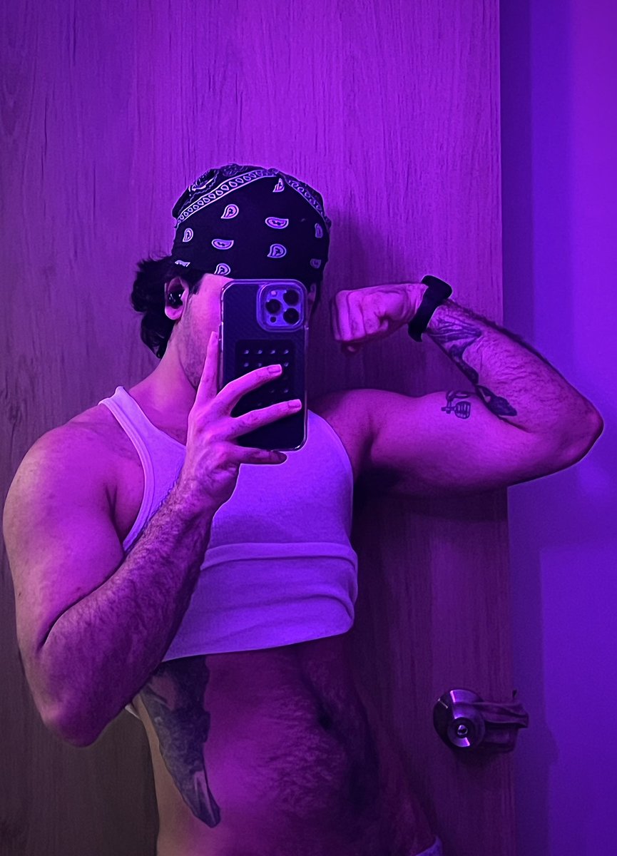 onlyftm69's tweet photo. Ftm https://t.co/Kef95I72vV