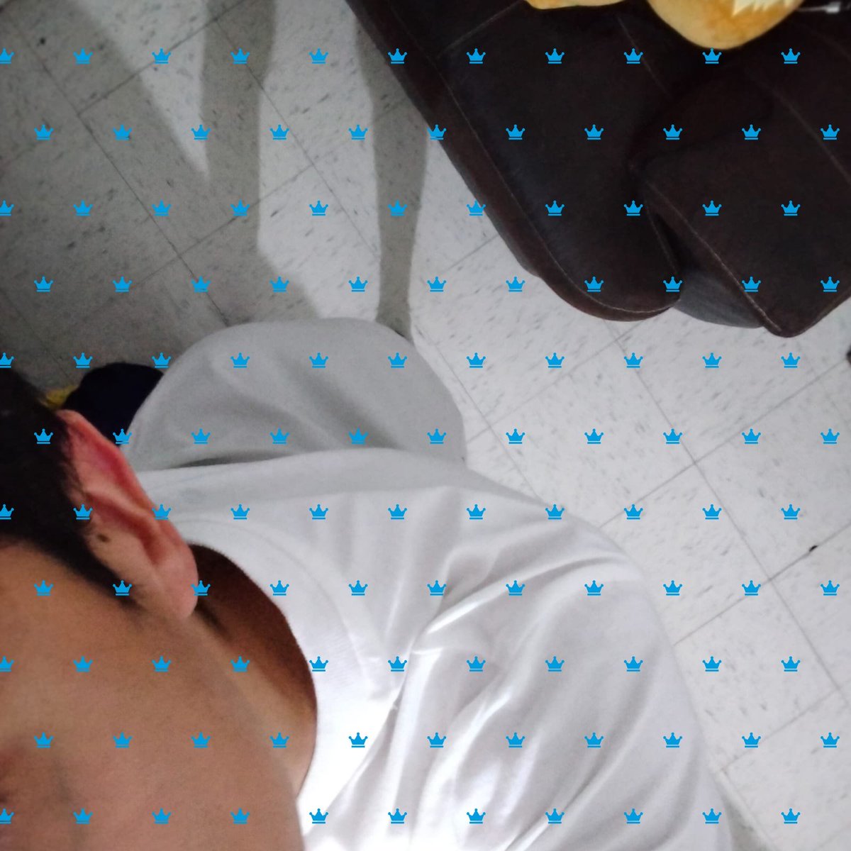 su jodido Rey 💙 tweet media