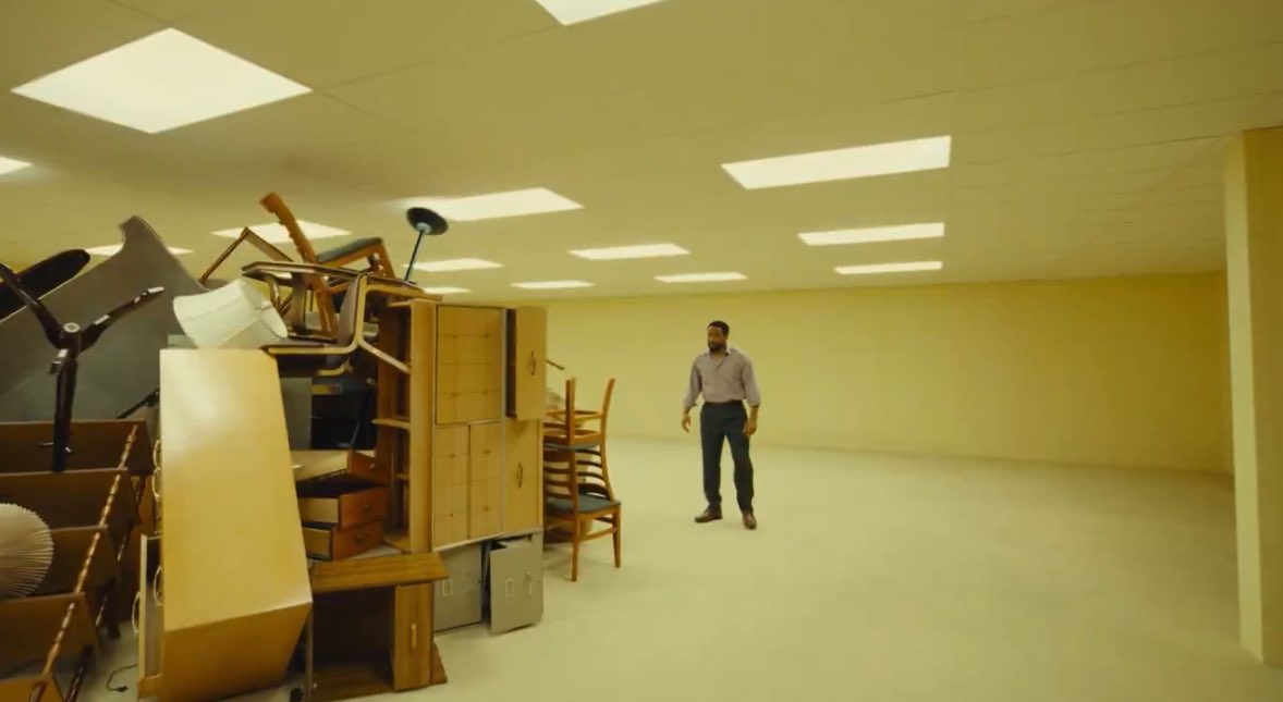 trupiecie's tweet image. why does the backrooms trailer look like Ivan was there too😭