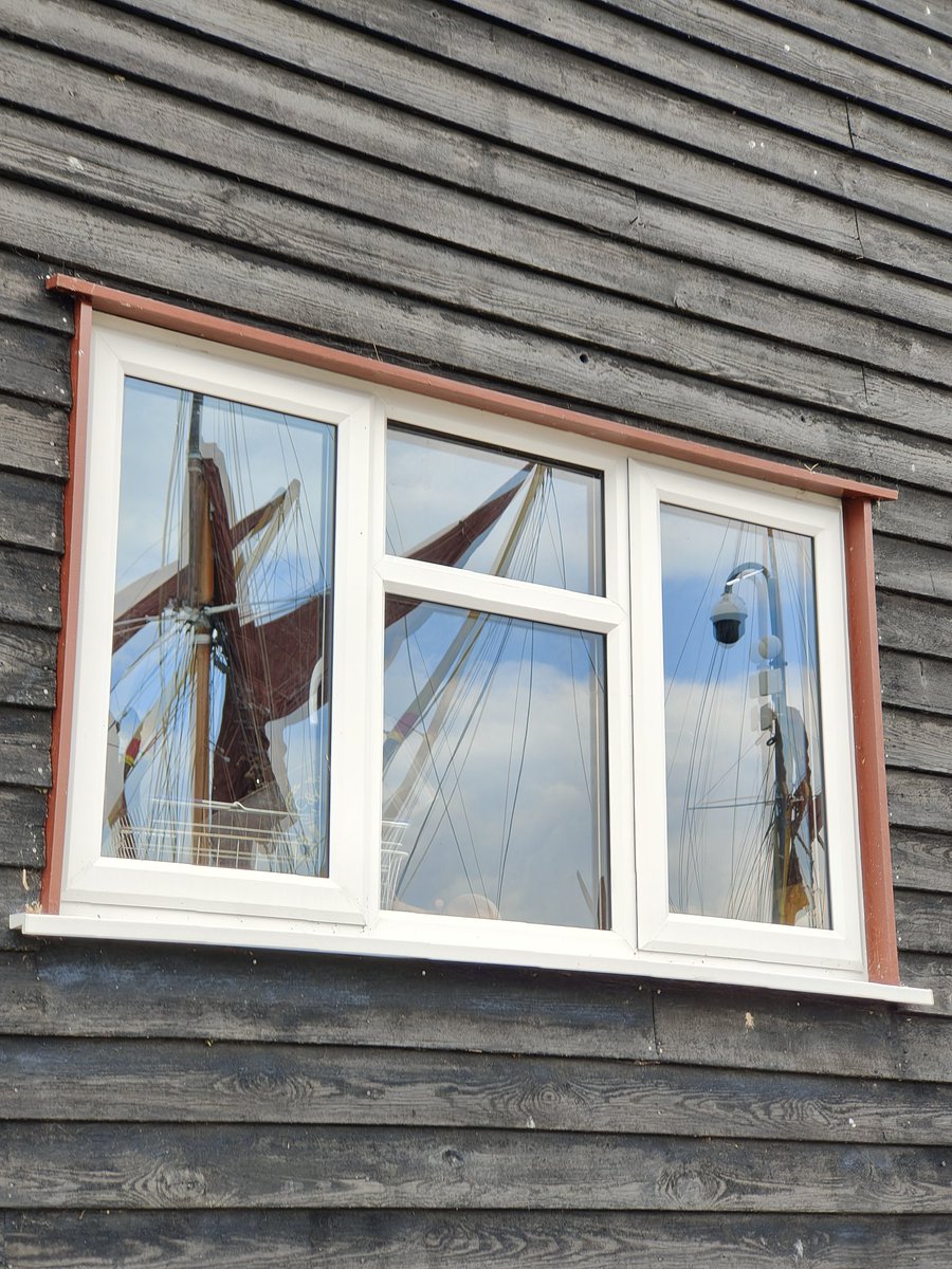 Matedwards7's tweet image. Maldon waterfront.
Essex.
#WindowsonWednesday