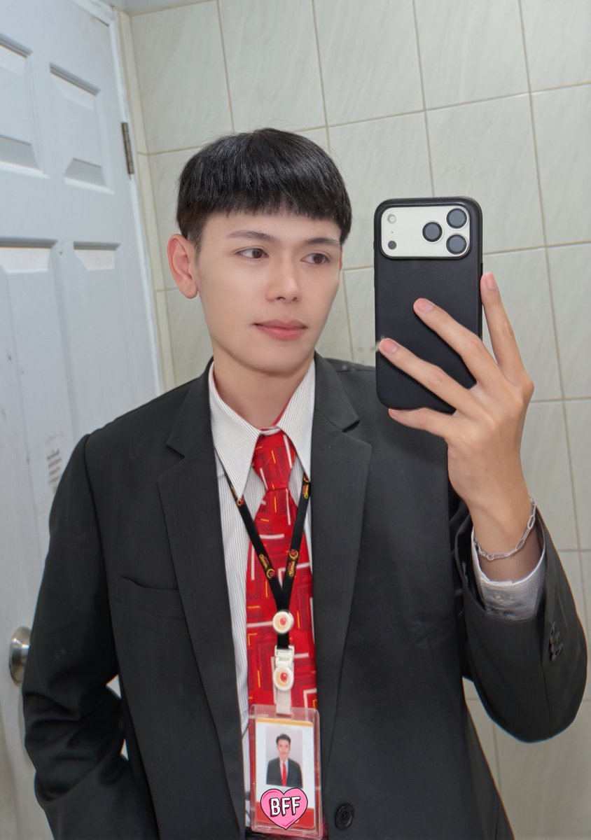 น้อลลามปูมม 🌴 tweet media