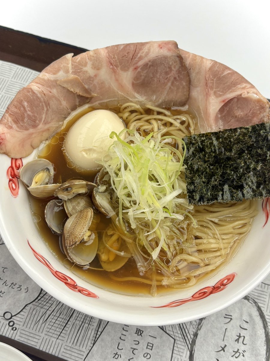 먹돈이 tweet media