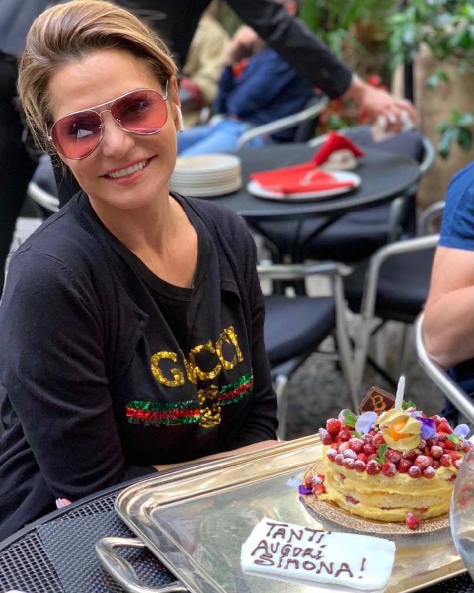 Simona Ventura tweet media