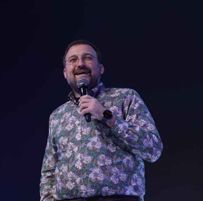 crypto.news tweet media