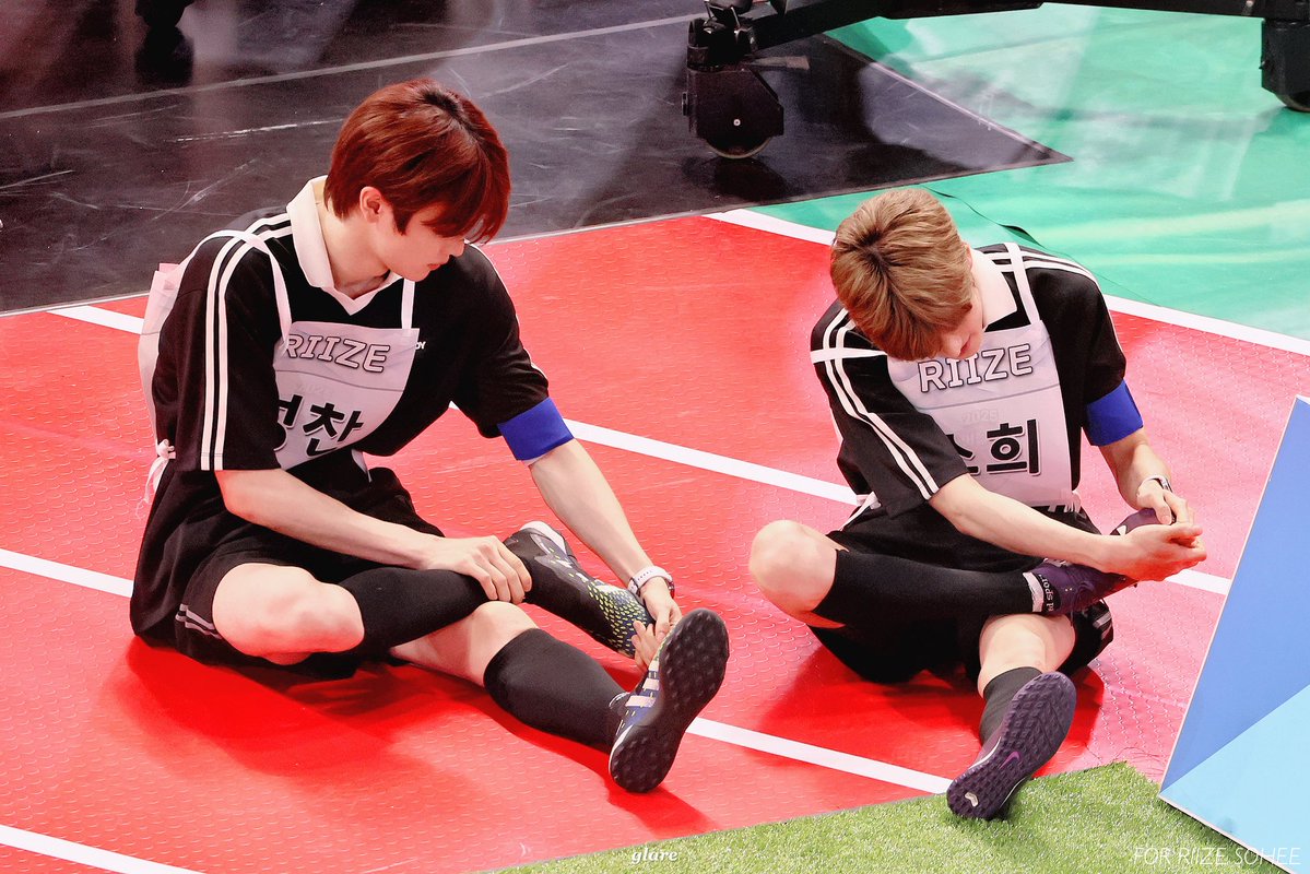 𝙂𝙇𝘼𝙍𝙀 tweet media