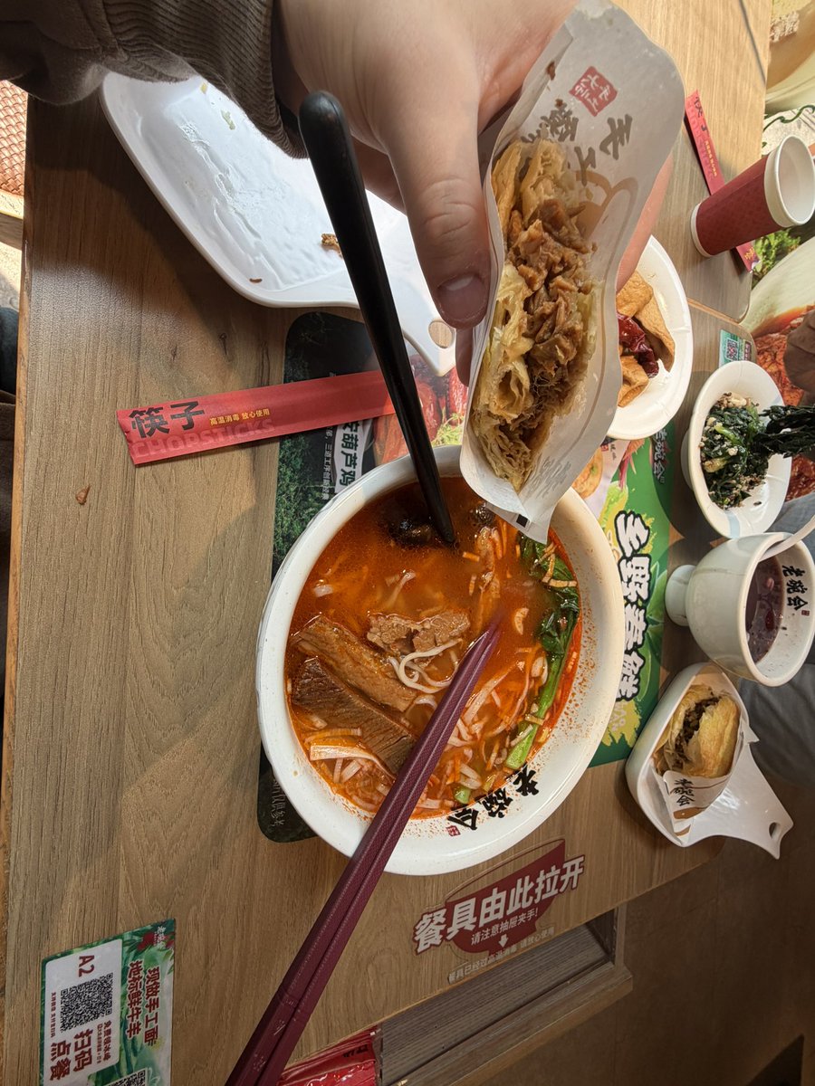 Elliot Arledge tweet media