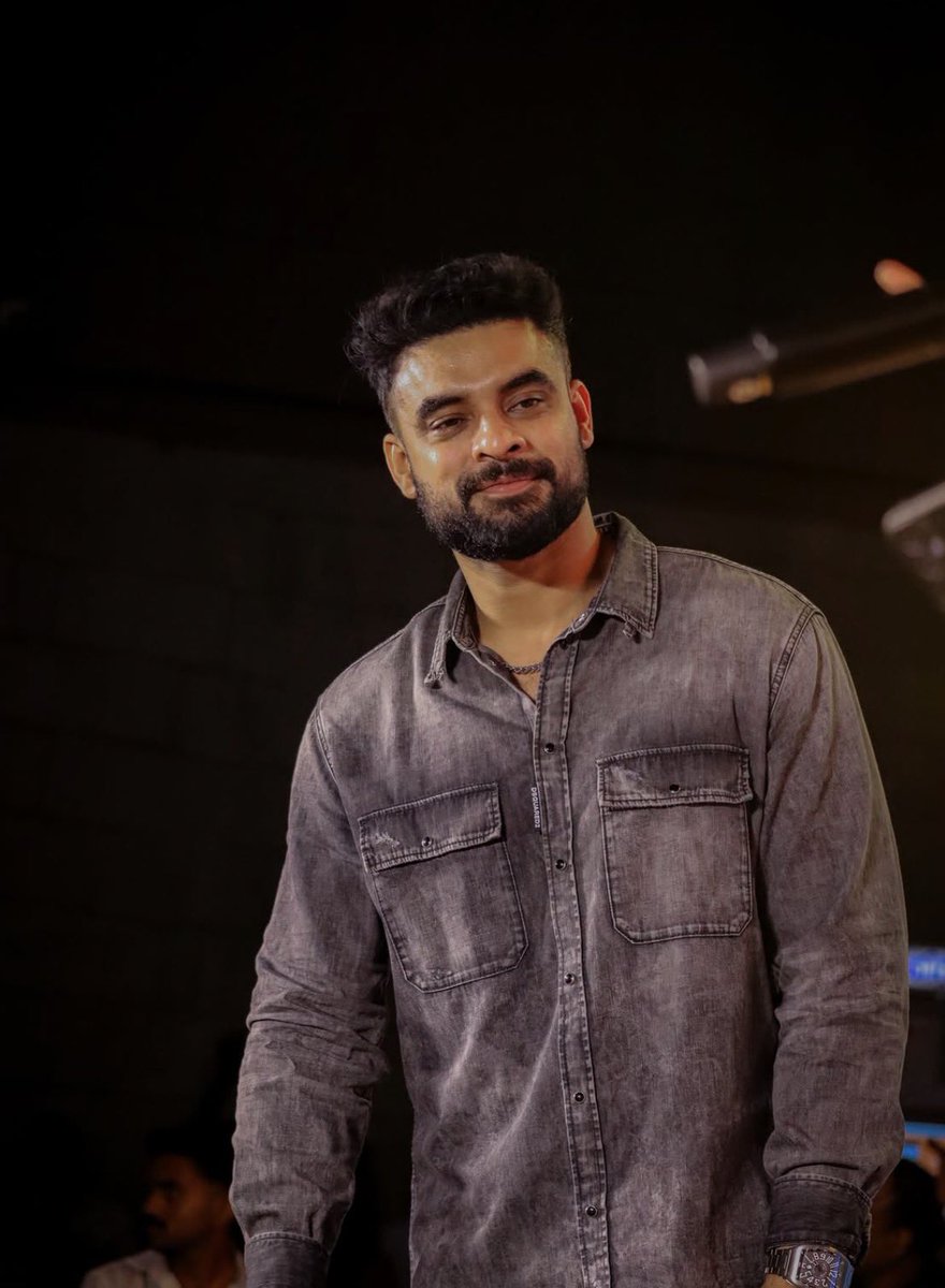 Tovino Thomas tweet media