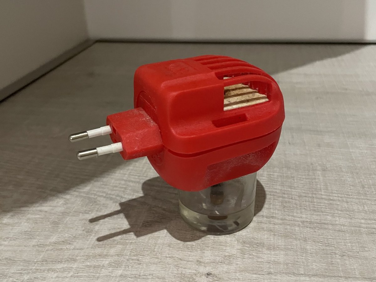 Zach London tweet media