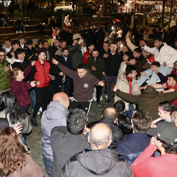 Pusholder tweet media