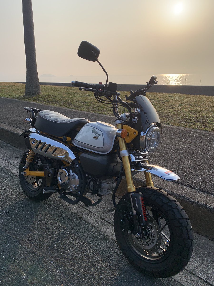 #毎月1日は単気筒の日
＃モンキー125