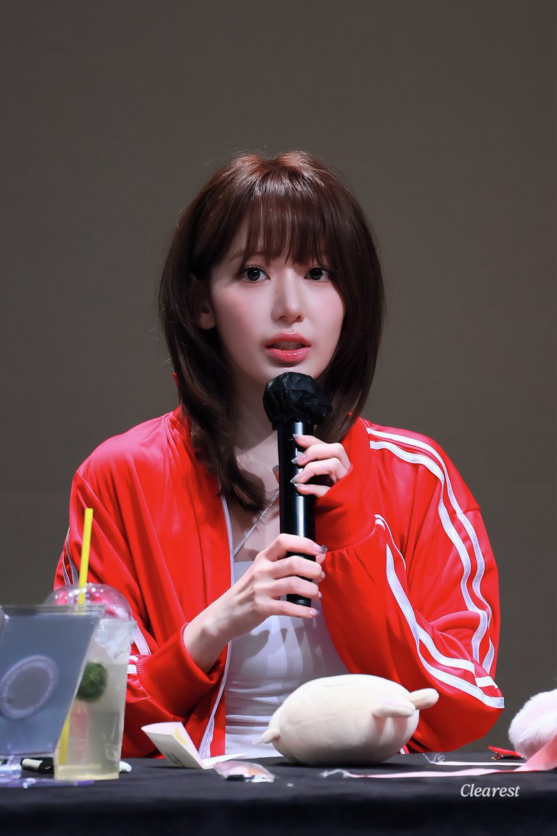 𝑪𝒍𝒆𝒂𝒓𝒆𝒔𝒕 tweet media