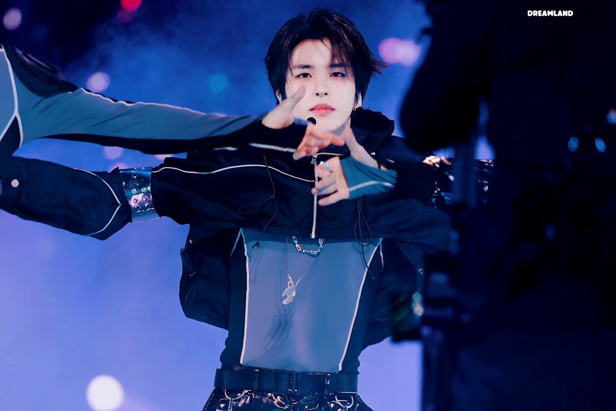 in_dreamland tweet media