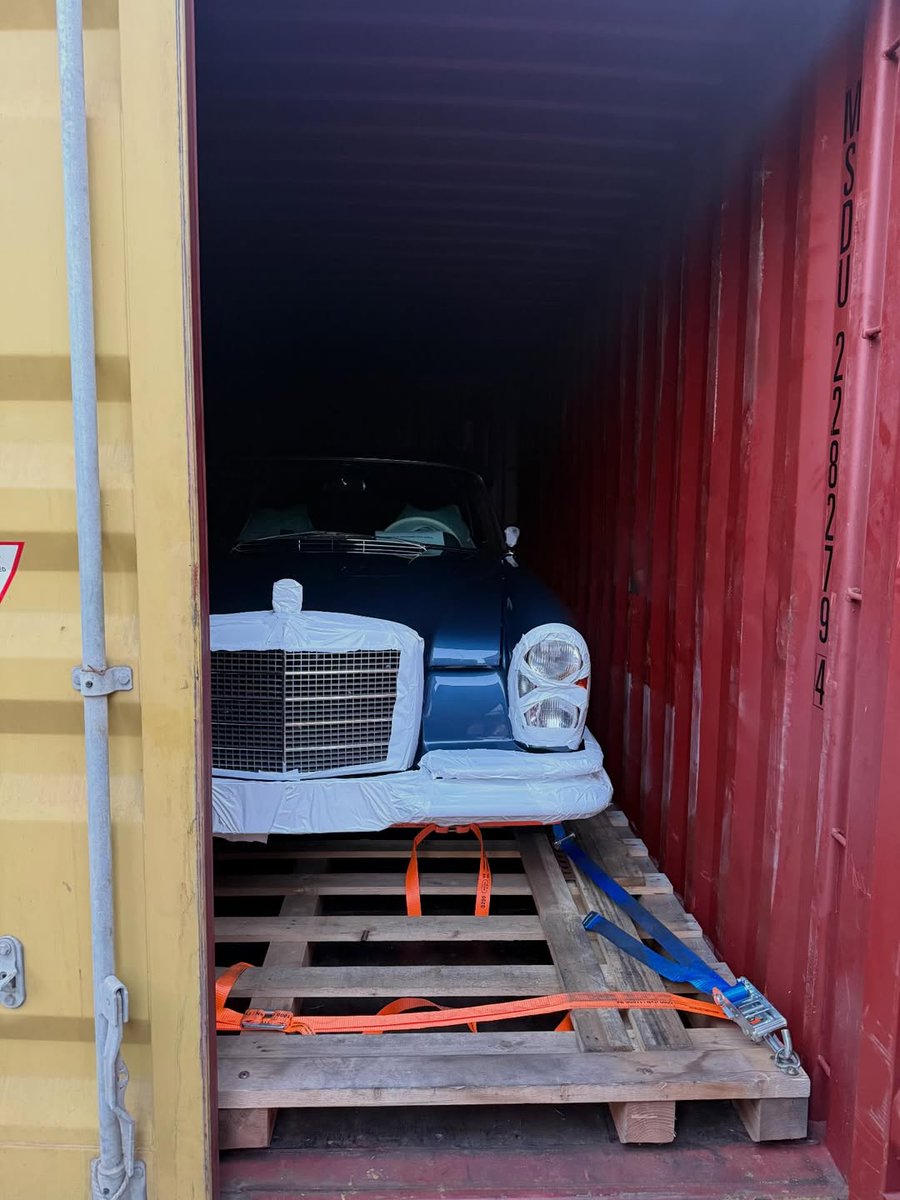 AutomobilPoacher tweet media