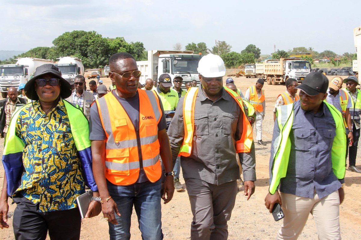 Ministry of Roads & Highways - Ghana tweet media