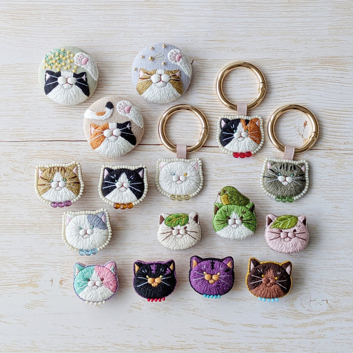 豆《ネコの刺繍 》 tweet media