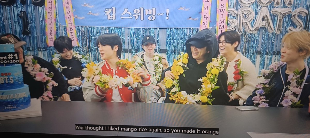 jeongurlism7's tweet photo. My Indian self went BTS won an election or something?????😭😭😭😭 https://t.co/NZTLFmAxOm
