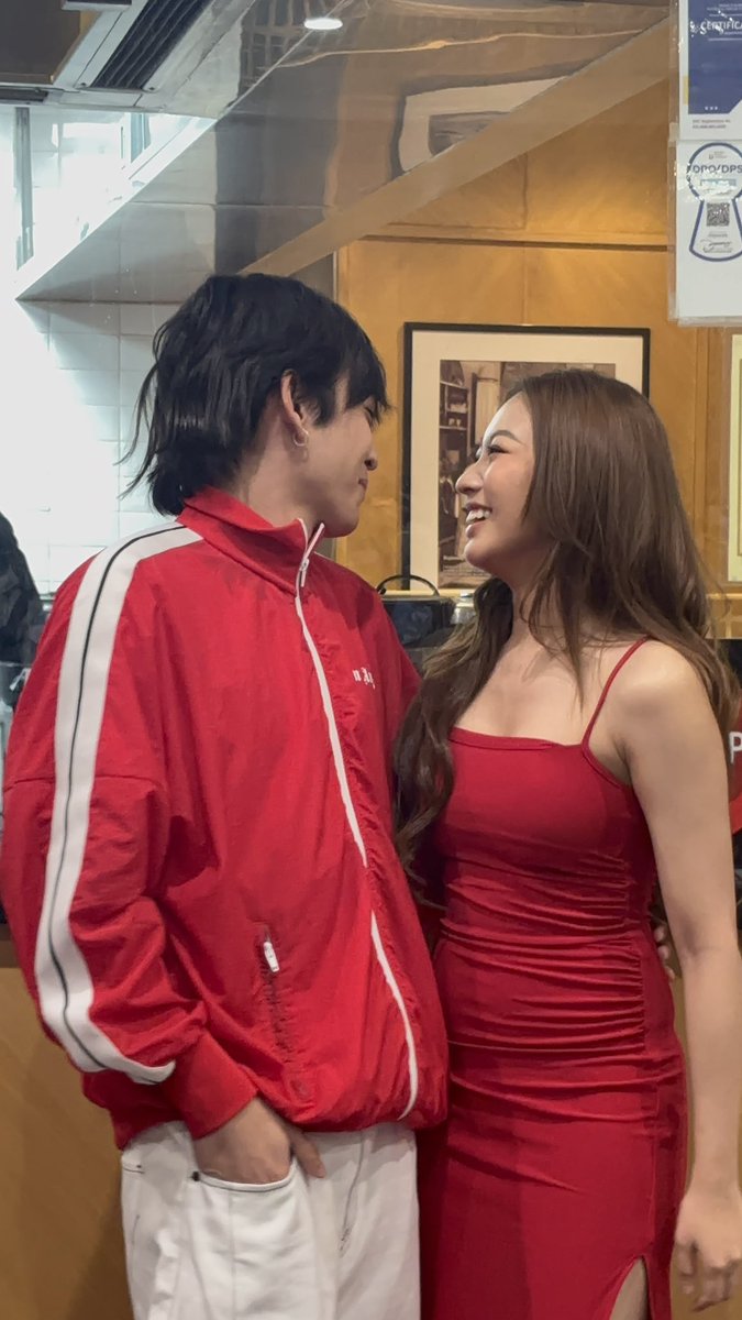 MujiAura tweet media