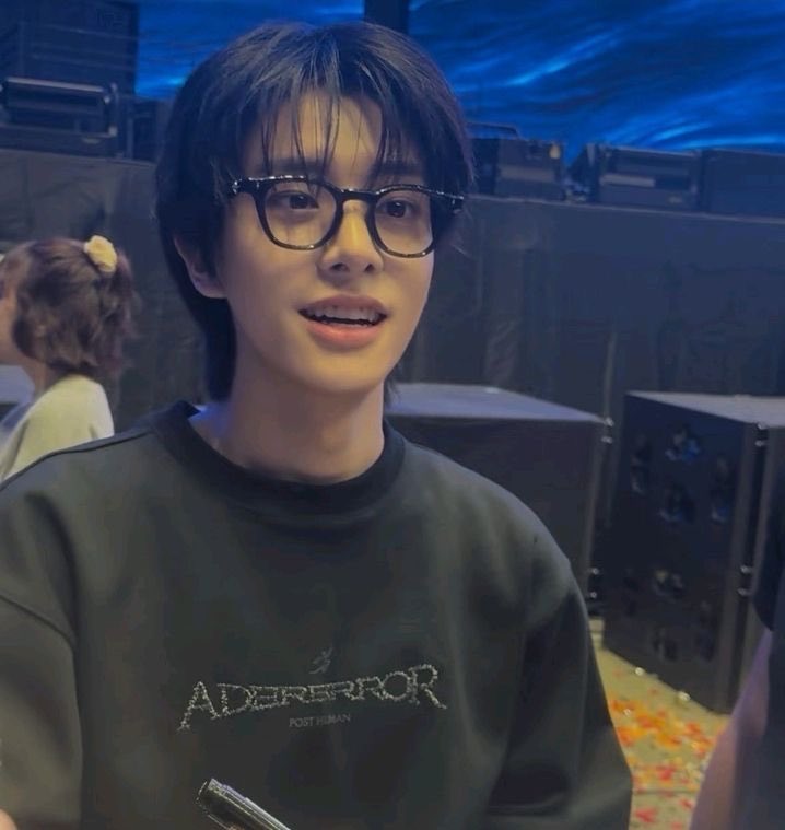 สารวัตร เสน อิอิ tweet media