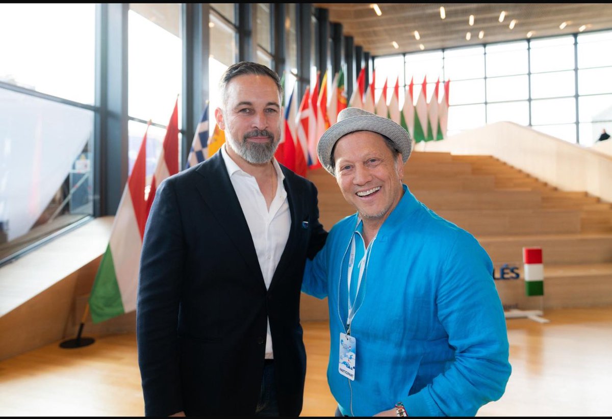 Rob Schneider 🇺🇸 tweet media