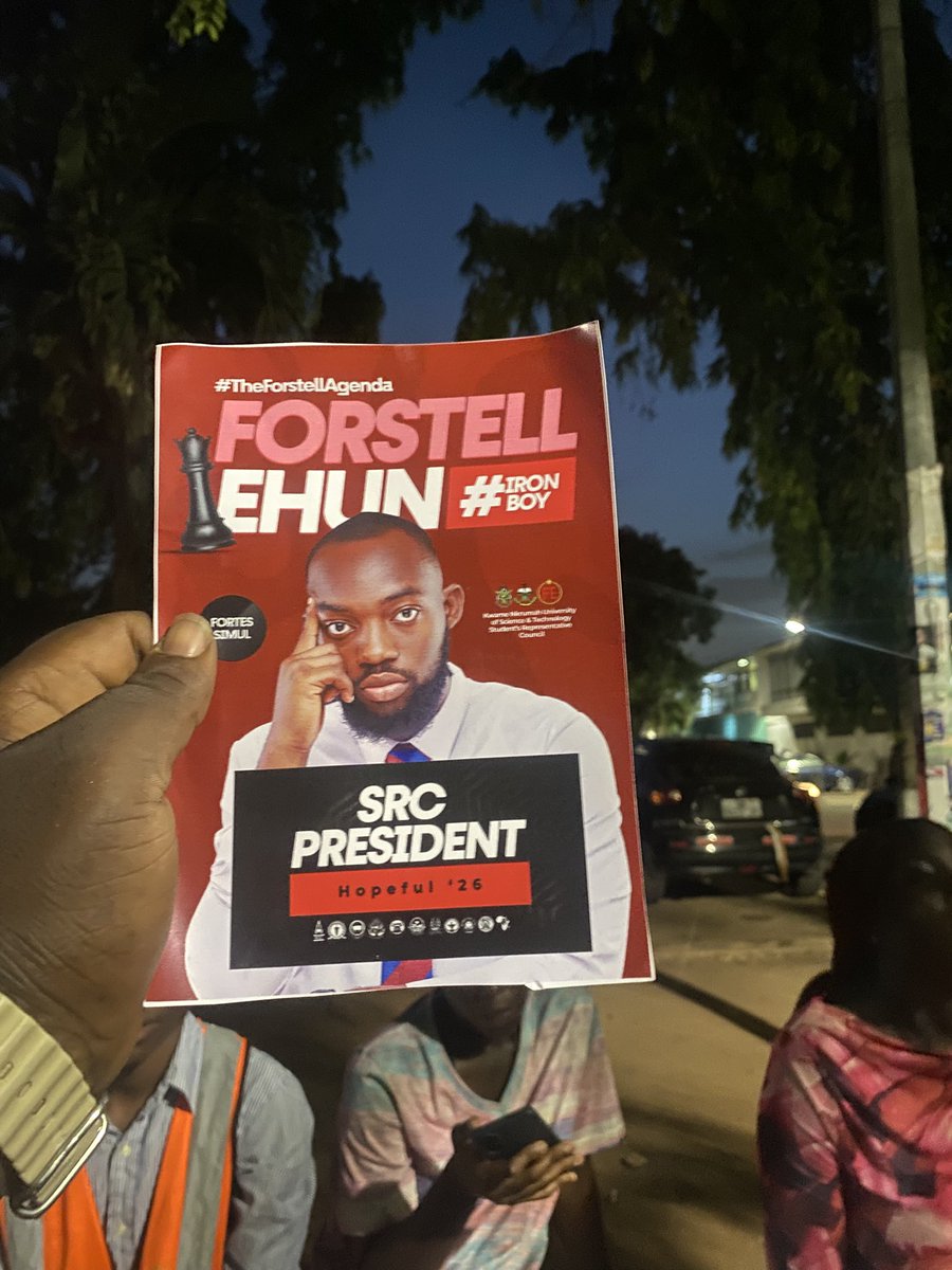 DebwouyWalinky7's tweet image. Day 69 of posting Forstell Ehun until HE becomes the next SRC President of KNUST 🔥🙌
SMILING is an art of #MOTION 
#TheForstellAgenda #IRONBOY