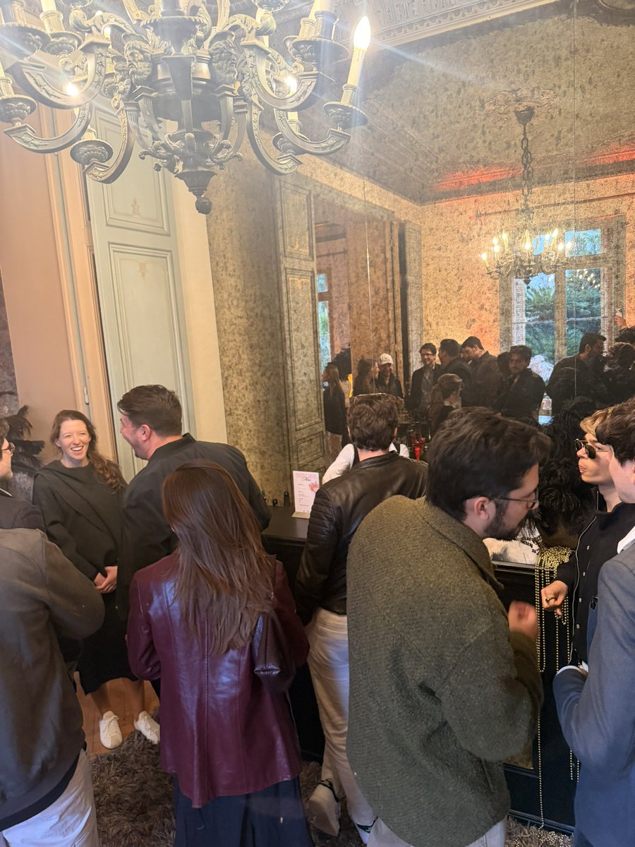 Austin | Stablecoins tweet media