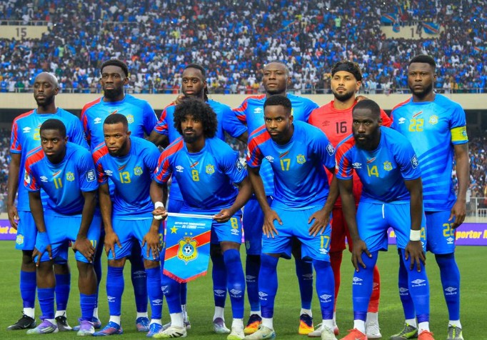 mcizacish's tweet photo. Mes très sincères félicitations au coach des léopards Sébastien Desabre et au capitaine Chancel MBEMBA pour avoir hissé la RDC à la coupe du Monde après plus de 50 ans d'absence. 
Seuls les braves accèdent à un bon résultat.
Vive la RDC https://t.co/YwUUXJ29W8