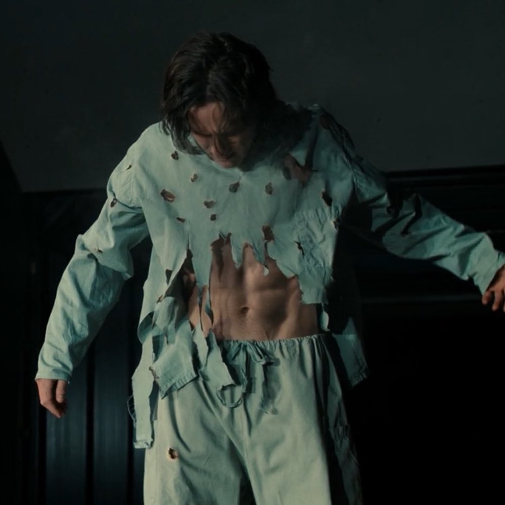 jared*⸆⸉ | maul shadow lord era tweet media