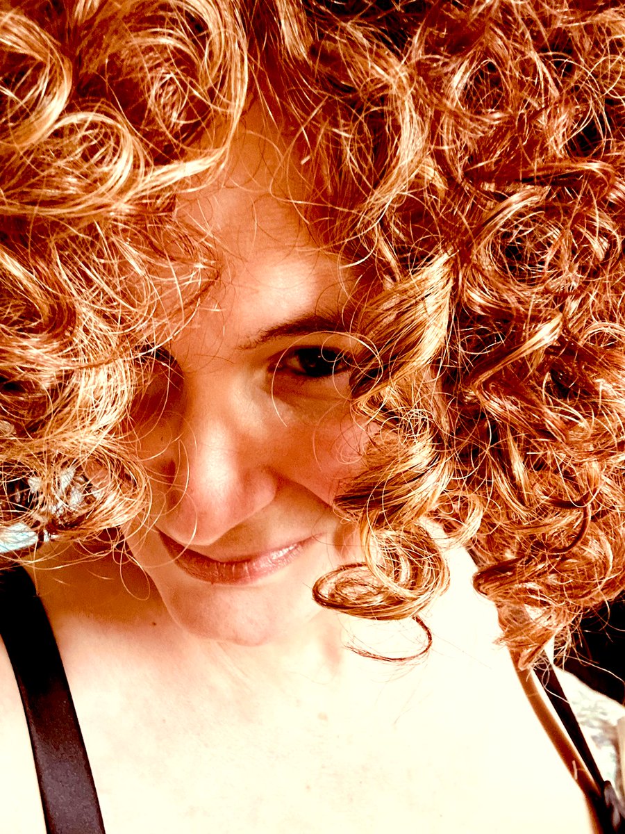 Lucia 🦊🧡 tweet media