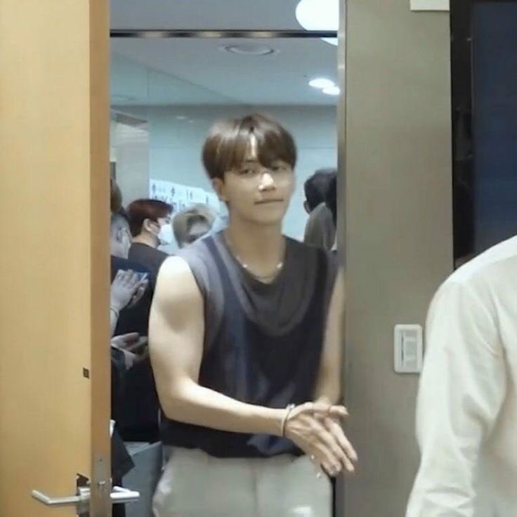 asha ✮ tweet media