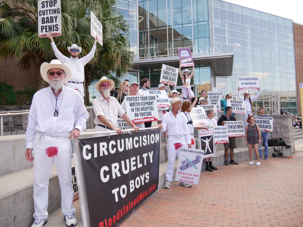 Intacticorn tweet media