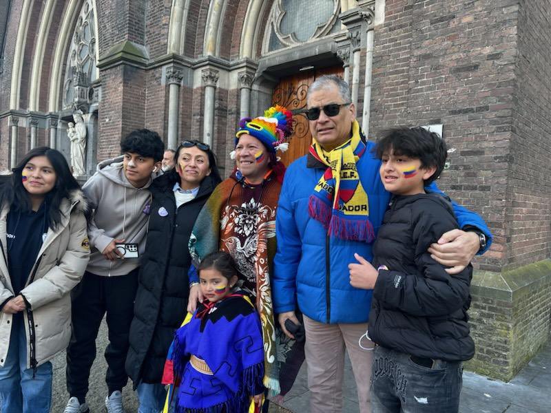 Rafael Correa tweet media