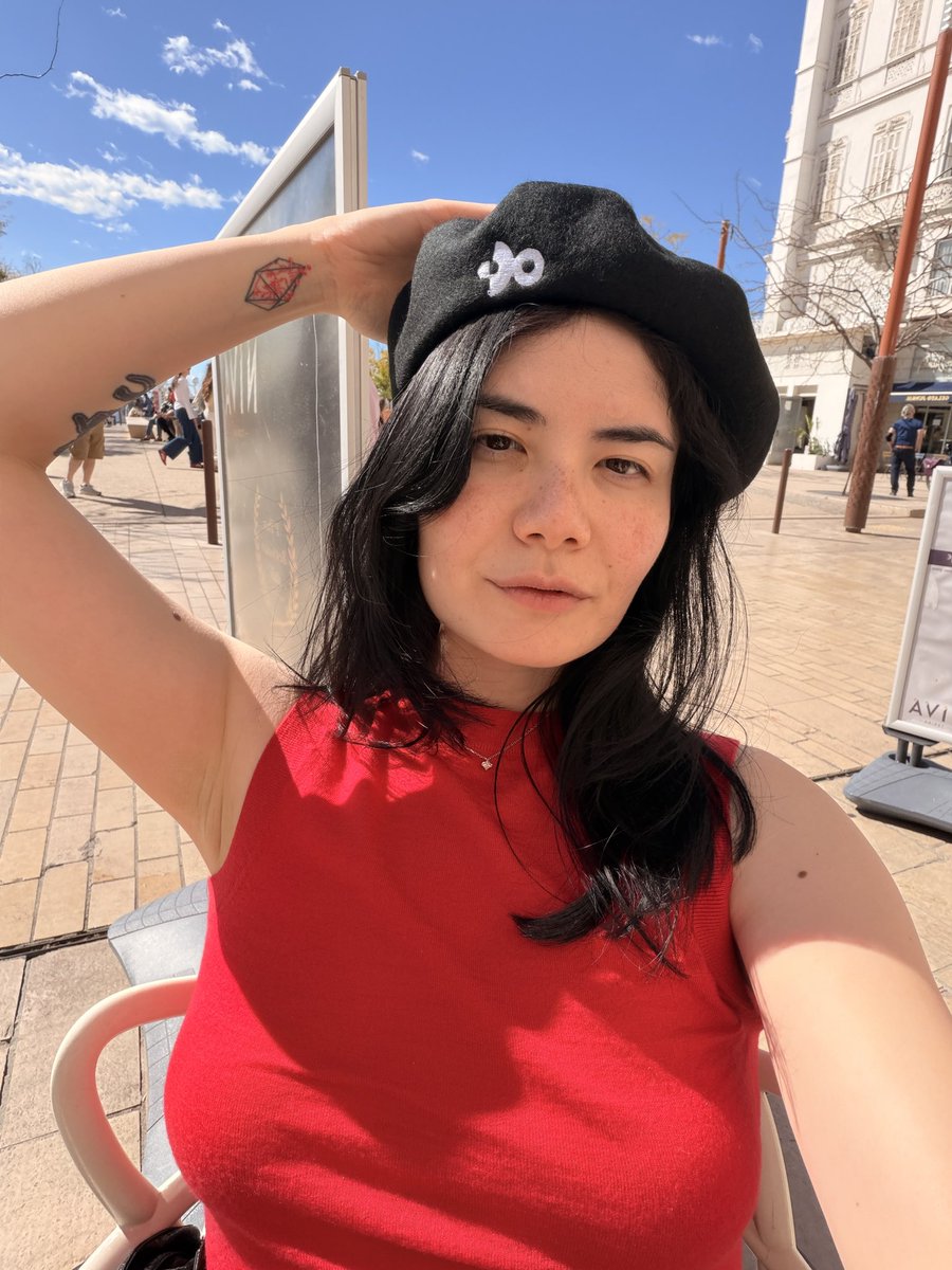 Flo 👹 tweet media