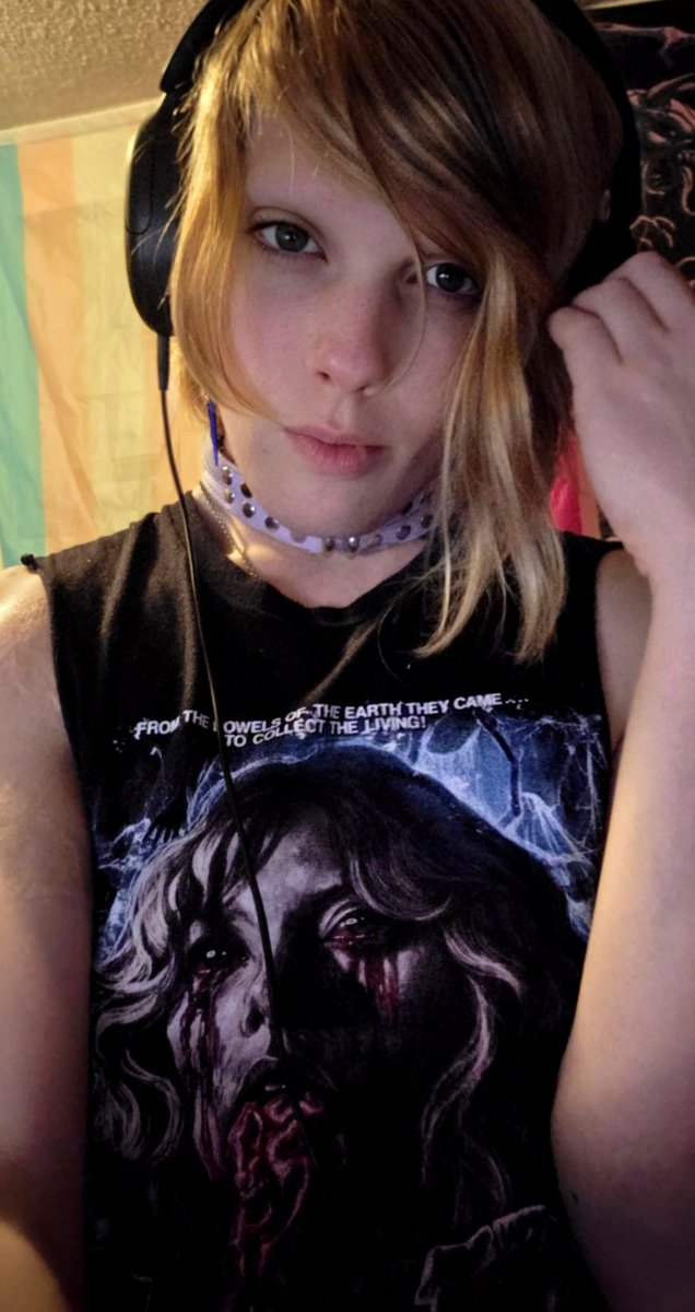 LunaRaeSkye tweet media