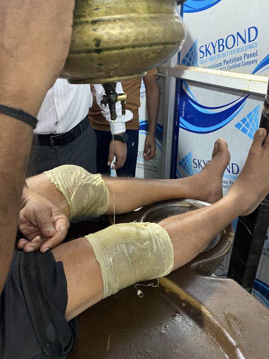 varunsa00's tweet photo. @5secondpenalty_ Ayurvedic Surgeon

PS:- In my GMC we had to go for compulsory Ayurved posting in the Internship. https://t.co/v02G8dOalO